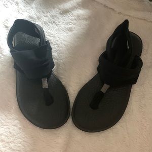 Sanuk Sandals